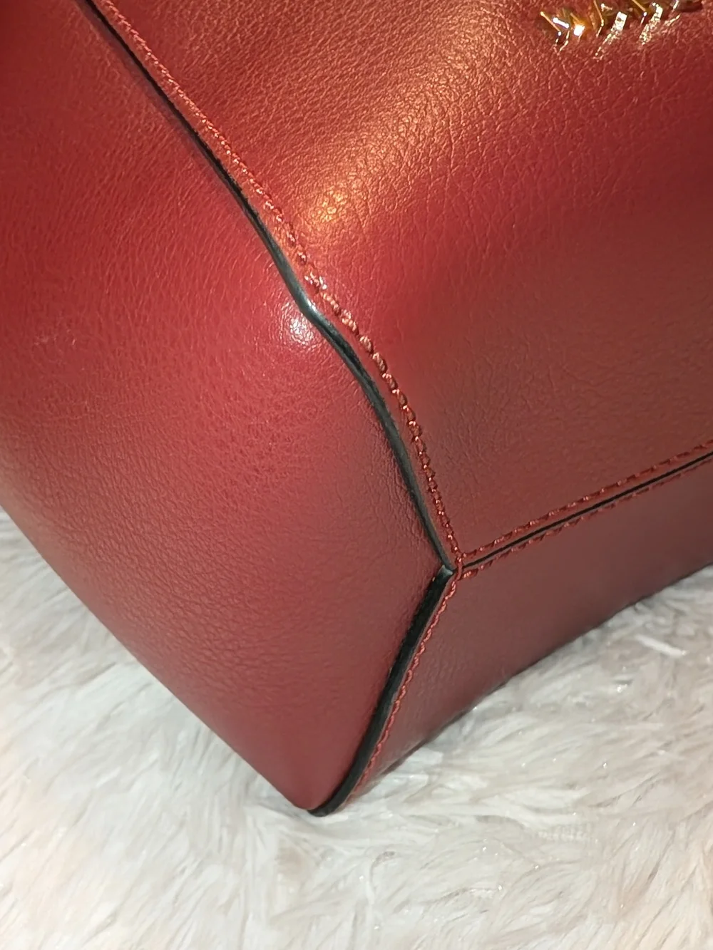 Marc Jacobs The Leather Bucket Bag with Detachable Strap Burgundy EUC - Picture 6 of 15